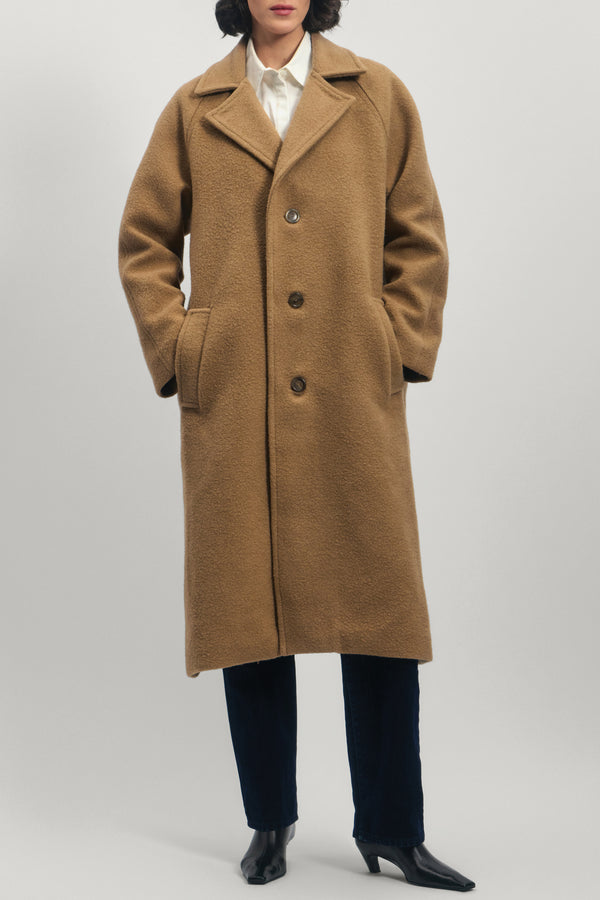 Coat in Camelhair