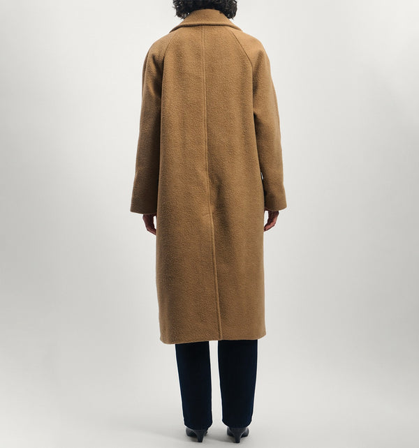 Coat in Camelhair